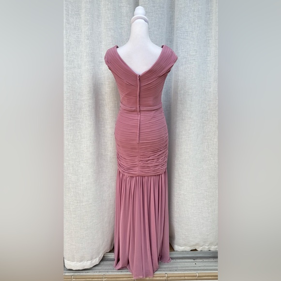 La femme dusty rose pink elegant ruched body maxi dress gown - Picture 3 of 10